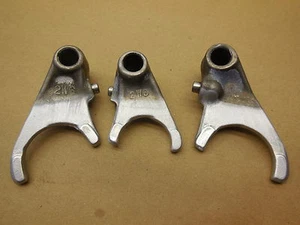 1980 Yamaha YZ100 Gear shift shifting transmission forks fork 80 YZ 100 - Foto 1 di 1