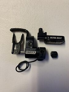 Hoyt Ultrarest Black Bow Rest RIGHT Handed Drop Away Used