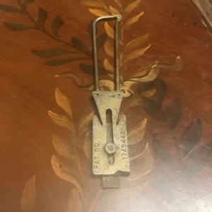Vintage APEX Combo Tool Glass Cutter Knife & Scissors Sharpener Pat No. 1749442 - Picture 1 of 3