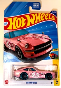 2025 HOT WHEELS Pink Datsun 240Z, Art Cars Series 4/10 Blister Pack Mint - Picture 1 of 1
