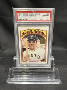 1997 Topps Mays Card #26 1972 Topps Reprint PSA 10 (POP 10) - Picture 1 of 2