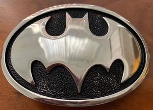 BATMAN LOGO BELT BUCKLE, PRE-OWNED - Picture 1 of 2