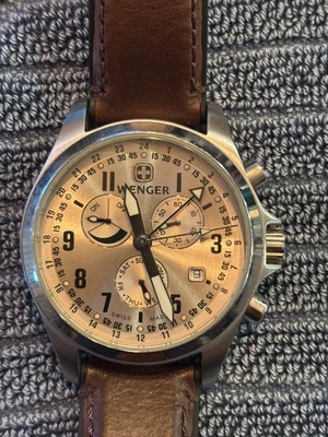 Relógio Wenger 7275X à venda, usado, masculino, movimento de quartzo *Precisa de bateria nova* - Imagem 1 de 4