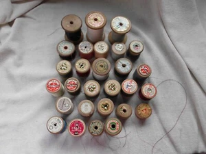 OLD WOODEN COTTON REELS FROM LOCAL AUCTION HOUSE MANY DIFFERENT BRANDS BUNDLE - Picture 1 of 13