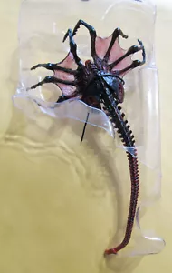 NECA Aliens 2016 RED QUEEN ALIEN FACE HUGGER FIGUR lose 7" Rollenspielzeug - Bild 1 von 1