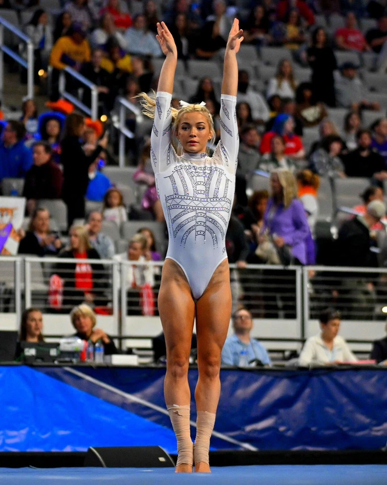 8x10 Photo OLIVIA “LIVVY” DUNNE Gymnastics LSU Tigers NCAA Sexy Model Swimsuit - Image 1 of 1