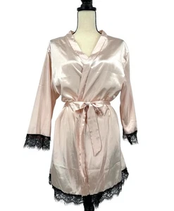 Accappatoio Blush in raso con orlo in pizzo nero donna XL maniche lunghe e cravatta in vita - Foto 1 di 6