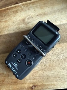 Zoom H5 4-Track Digital Recorder. Fair Condition. - Picture 1 of 4