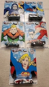 Juego de 5 ~ Hot Wheels 2011 ~ DC Comics ~ Flashsider Ford Dodge Cadillac Van ~ Nuevo en paquete - Imagen 1 de 5