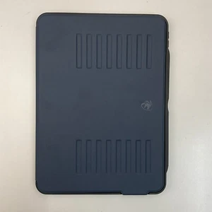 Custodia Zugu The Muse per iPad Pro 11 - Ardesia - Foto 1 di 4