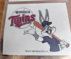 1990 BUGS BUNNY Minnesota Twins TEAM LOGO VINTAGE BASEBALL CARD STICKERs Lot 10 - Picture 1 of 4