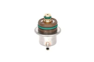 Bosch Fuel Pressure Regulator 0280160557 fits VW New Beetle 1C1, 9C1 2.0 1.8 T - Picture 1 of 5