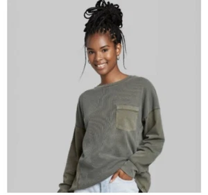 Camiseta para mujer Wild Fable talla XS verde oliva manga larga cuello redondo - Imagen 1 de 8