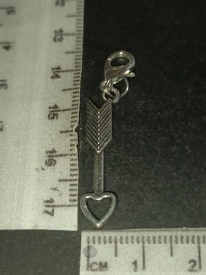 Charms Anhänger Pfeil Herz Liebe 529 - Bild 1 von 2