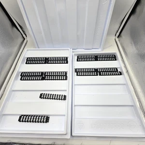 66 pcs  lot Molex  10 Circuit 0.375" (9.53mm) Barrier Block Connector Screws - Picture 1 of 4