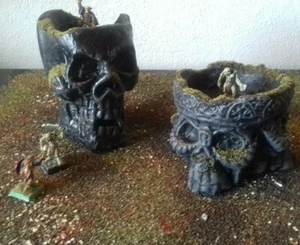 TABLETOP GELÄNDE TERRAIN TOTENKOPF WACHPOSTEN ORK DUNKELWELT / HDR WARHAMMER TOP - Bild 1 von 7