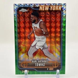 2024-25 Topps Chrome Green Geometric Refractor /99 Karl-Anthony Towns #52 - Picture 1 of 2