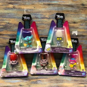 Trolls World Tour Puppe kleine Figur Blechpuzzle Hasbro Spielzeug Gitarre Kuchen Topper Pick - Bild 1 von 30