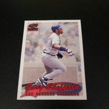 1-1999 PACIFIC PARAMOUNT RED FOIL PARALLEL GARY SHEFFIELD DODGERS CARD#121 