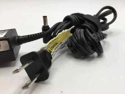 Adaptador de corriente alterna original para portátil Toshiba PA-1450-59 PA5177U-1ACA G71C000GX110 45W Foto 1 de 3