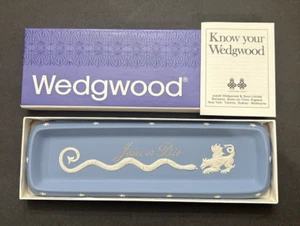 VINTAGE WEDGWOOD JASPERWARE PEN TRAY JOIN OR DIE HISTORICAL ENGLAND NIB - Picture 1 of 8