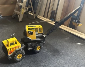 Vintage 1980s Tonka Turbo Diesel XMB 975 Clam Bucket Crane Truck Metal Toy - Picture 1 of 7