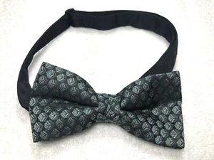 L&M FASHION MENS ADJUSTABLE BOW TIE BLACK WITH GREEN NWOT - Picture 1 of 3