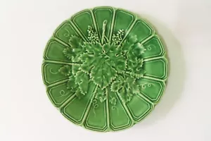 Bordallo Pinheiro Green Grape Leaf & Panels 7 3/4" Side Plate - Mint - Picture 1 of 4