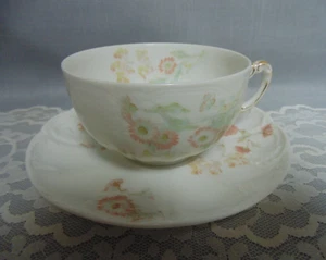 Haviland Limoges Large Coffee Cup Saucer Schleiger 237 Marseilles Blank Daisies - Picture 1 of 7