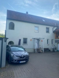 Mehrgenerationenhaus zu verkaufen - Bild 1 von 2