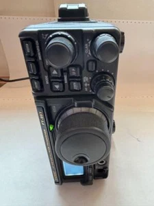 YAESU FT-897D HF 50 144 430MHz All Mode 100W Nadajnik-odbiornik Ham Radio Stacja bazowa - Zdjęcie 1 z 6
