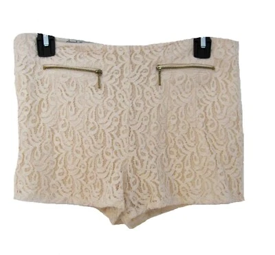 Pantalones Cortos ENCAJE JUNIORS Talla M Cremalleras Crema Caliente Charlotte Russe Sexy Foto 1 de 4