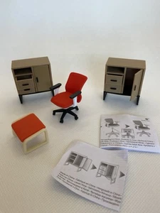 Zuru Mini Brands Home Series Work Chair And 2 Small Cabinets - Picture 1 of 3