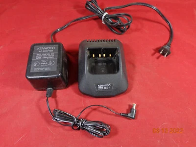 KENWOOD KSC-24 RADIO CHARGER  TK3100 TK3101 TK2100 TK480 TK290 TK390 FREE SHIP - Image 1 of 2
