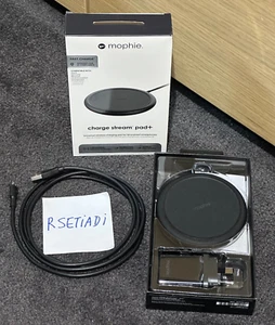 GENUINE Mophie Charge Stream Pad+ Universal Wireless Qi Charging Pad - Black - Picture 1 of 1