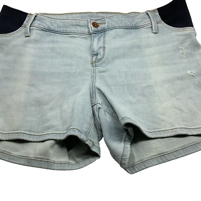 Ingrid+Isabel Ladie's Light Blue Denim Under The Belly Maternity Shorts 12 NWT - Image 1 of 4