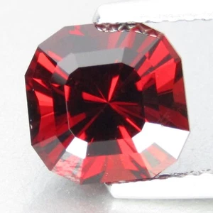 3.40Cts Striking Natural Red Garnet 8.2mm Barion Cut Loose Sri Lanka Gemstone - Picture 1 of 8