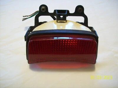 Luz trasera sombra Honda VT500 1983 83-86 33701-ME5-770 + envío global Foto 1 de 4