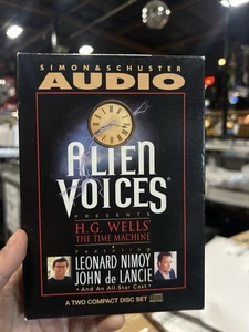 Alien Voices: H.G. Wells' The Time Machine Featuring Leonard Nimoy (2 CD Set) - Picture 1 of 7