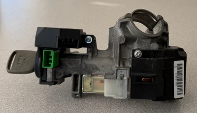 03-07 CERRADURA DE ENCENDIDO HONDA ACCORD CON LLAVE E INMOVILIZADOR 39730-SDA-A110-M1 USADA OEM Foto 1 de 4