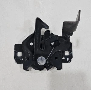 OEM Hood Latch for Ford 99-2007 Excursion F250 F350 F450 Super Duty - Picture 1 of 2