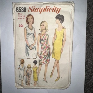 Simplicity 6538 Dress With 3 Necklines Vintage Sewing Pattern C.1966 - Picture 1 of 5