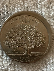 1999 Connecticut State Quarter - Broadstrike Mint Error - Charter Oak - Rare - Picture 1 of 2