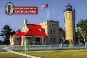 Mackinaw City,MI Old Mackinac Point Lighthouse Cheboygan County Michigan - Picture 1 of 2