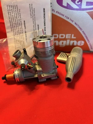 NIB K&B  40 MODEL 4011 R/C MODEL AIRPLANE ENGINE AND MUFFLER - Image 1 of 4