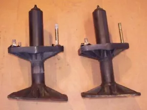 Mercedes Bumper Shocks Rear Pair W126 - Picture 1 of 1