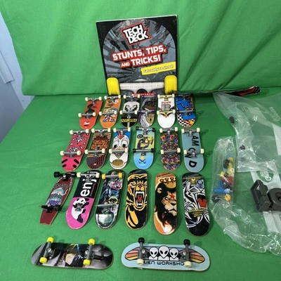 Tech Deck Vintage Fingerboard  Lot Of 20 Regular Estate Find! - Image 1 of 4