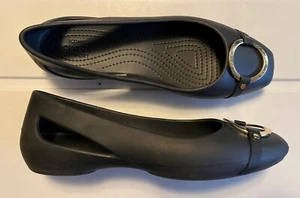 Crocs Ballet Flats Women’s 9 Sloane Gold Ring Embellished Shoes Black Slip On - Picture 1 of 11