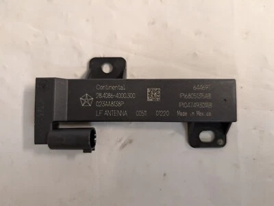 CARGADOR DODGE ANTENA DE ACCESO CONFORT ENTRADA SIN LLAVE TRASERA OEM 2011 - 2023 Foto 1 de 4