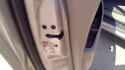 Pestillo de puerta delantera izquierda para conductor Ford Windstar 1999-03 con varillas/cables conjunto OEM Foto 1 de 4